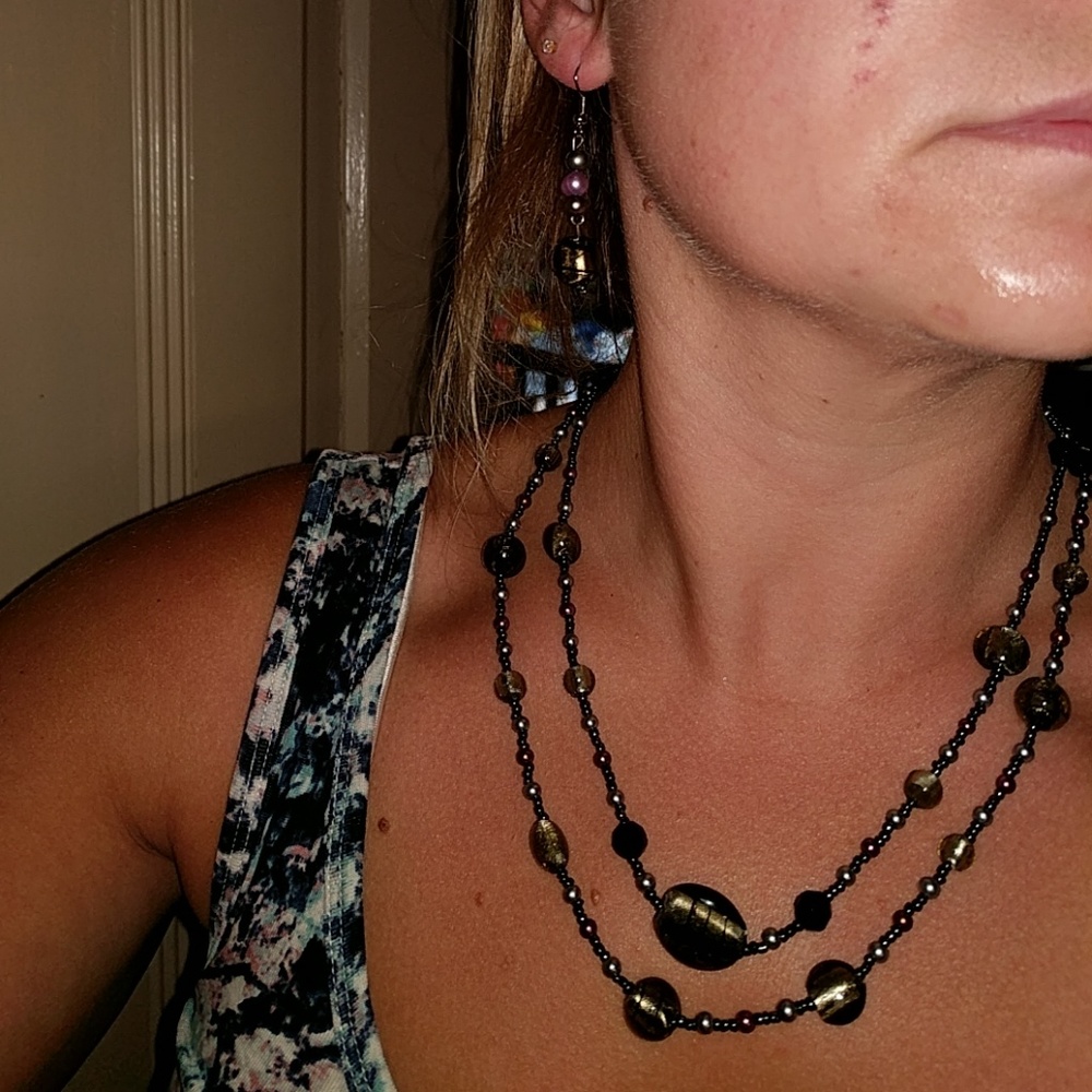 Premier necklace and earring set